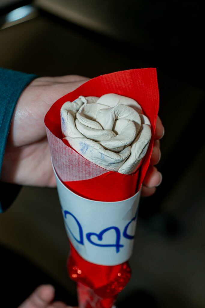 Atelier Répit au Rosier Blanc : La magie des mots et du modelage avec Cultura